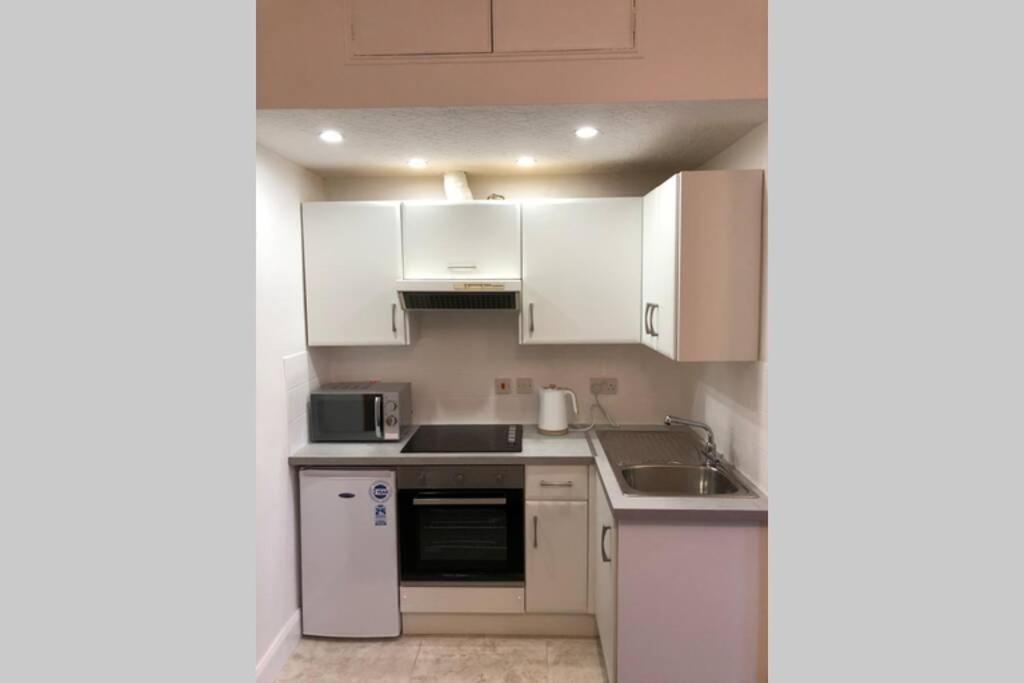 Glenfinnan - Two Bedroom Apartment Данфермлін Екстер'єр фото